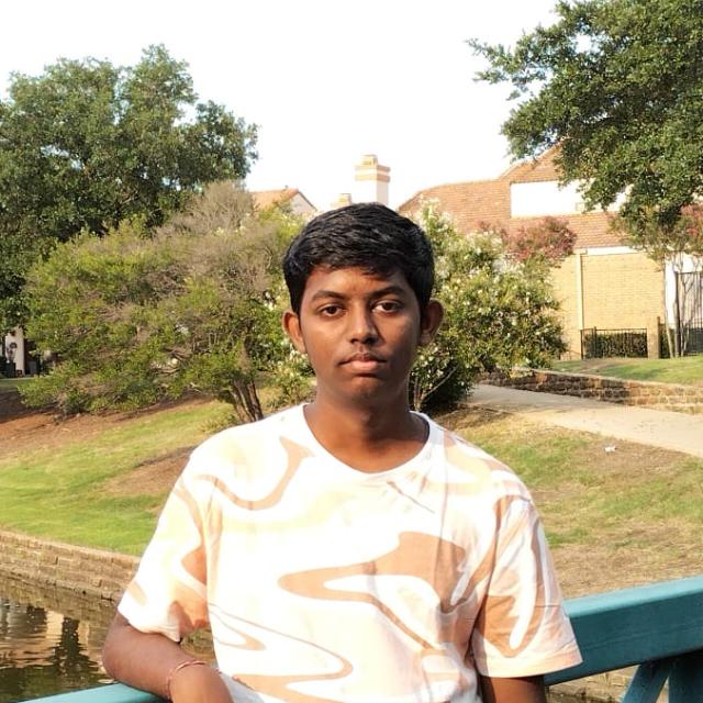 Akhil photo